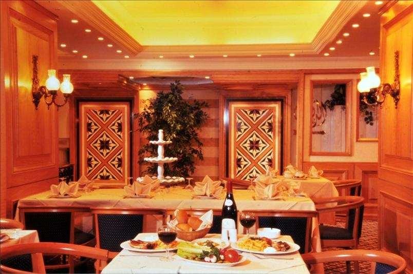 Grand Hotel Bejrút Restaurace fotografie